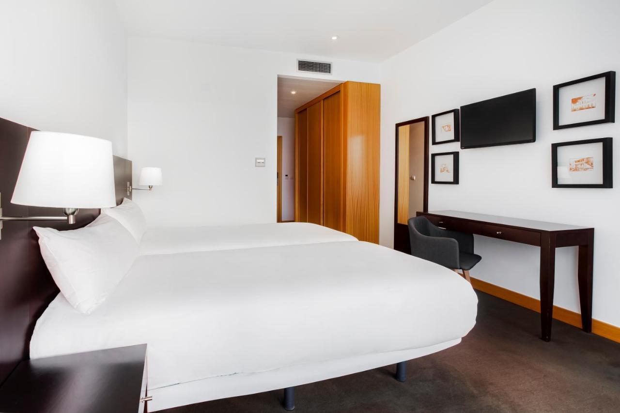 B&B Hotel Cantanhede Coimbra Exteriör bild